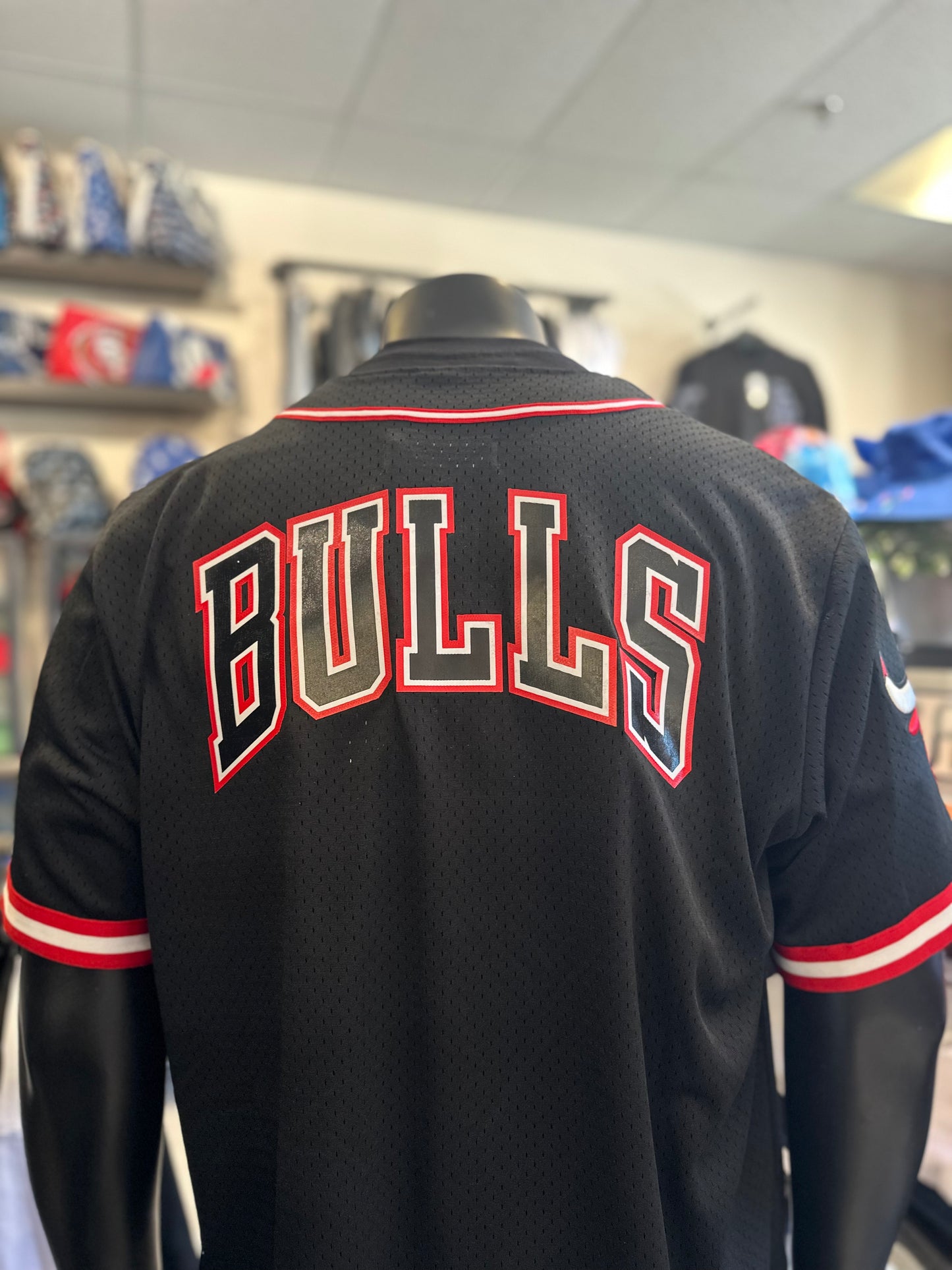 Chicago Bulls Mesh Button Up Shirt