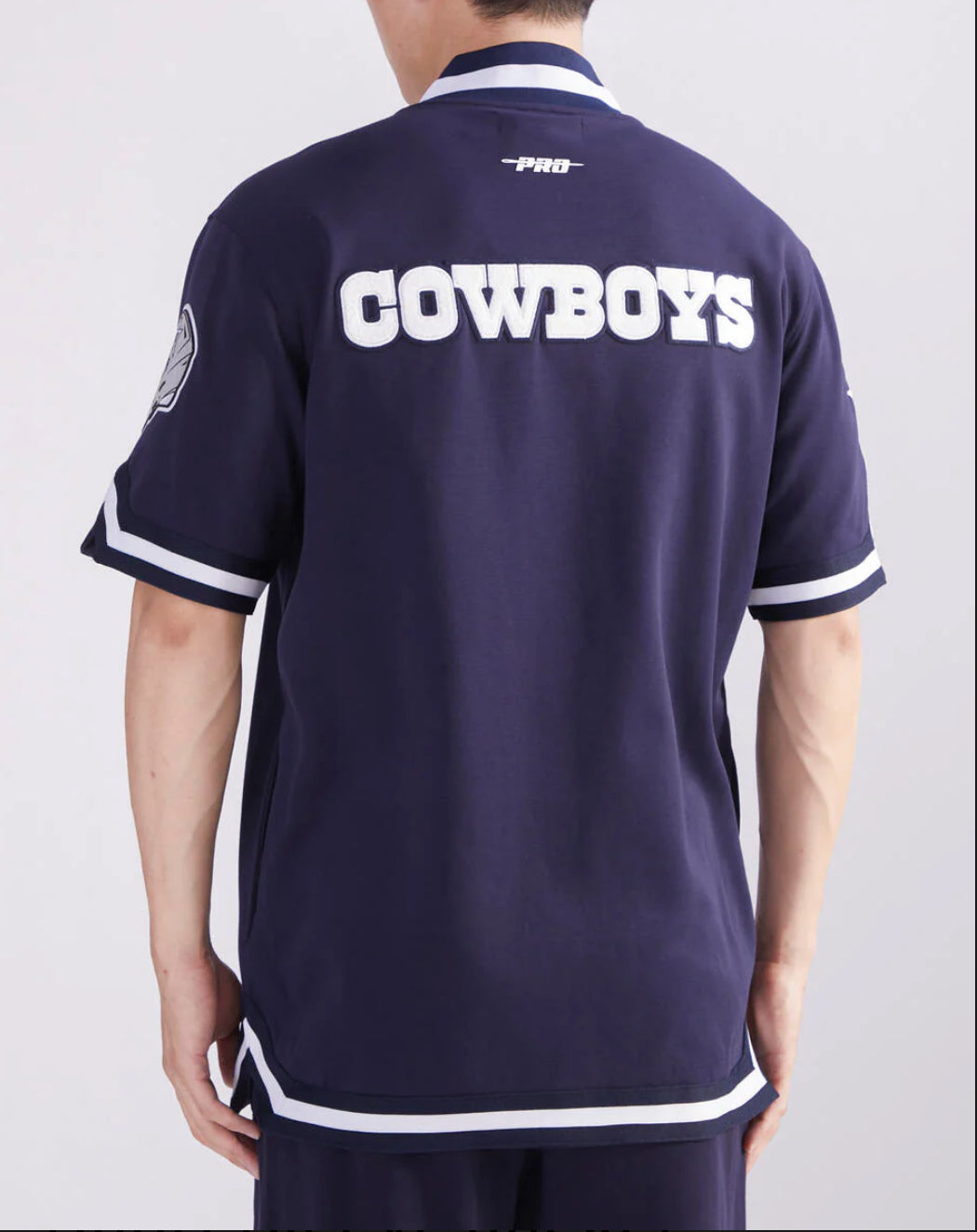 Pro Standard Dallas Cowboys Classic Warm Up Short Sleeve Jacket