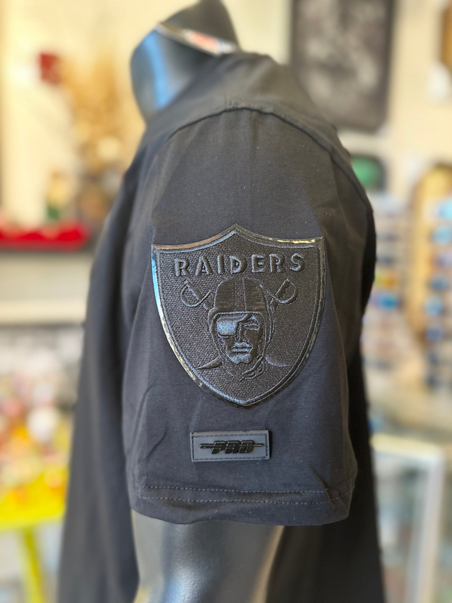 RAIDERS TRIPLE BLACK LOGO SHIRT